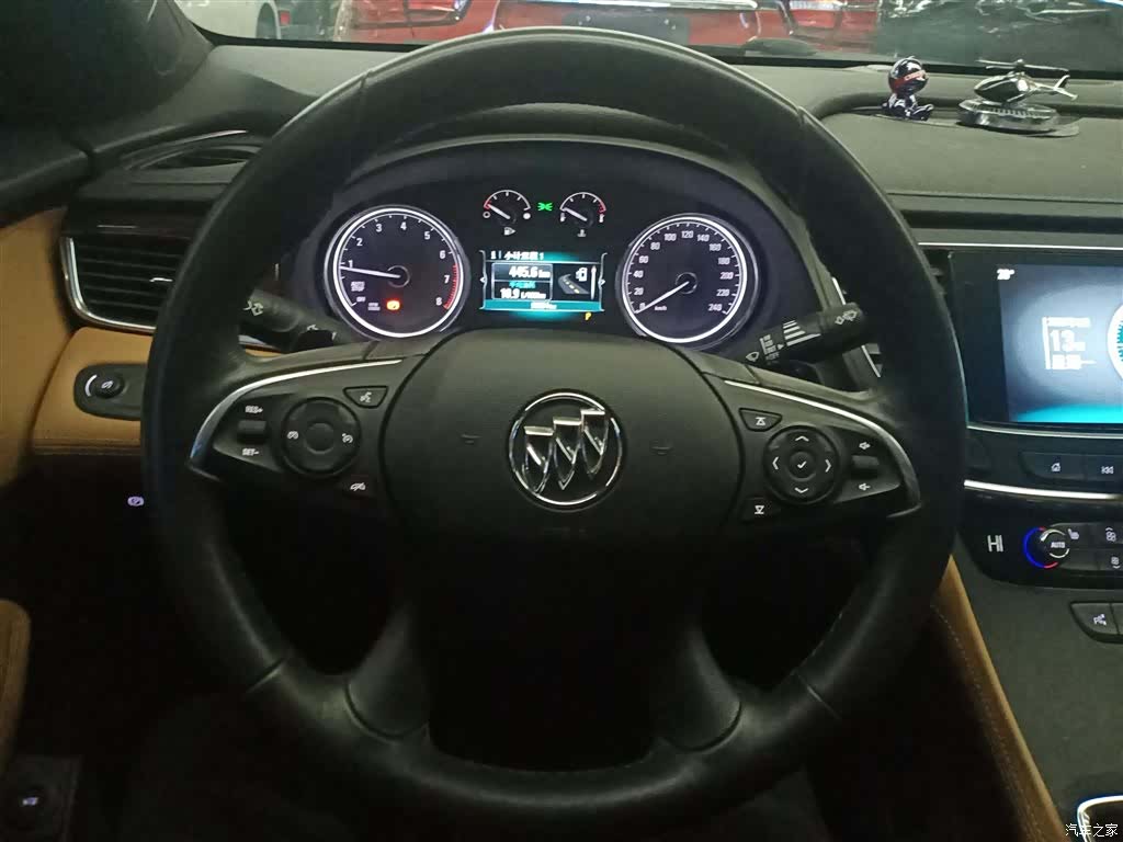 Buick LaCrosse, 2018 11