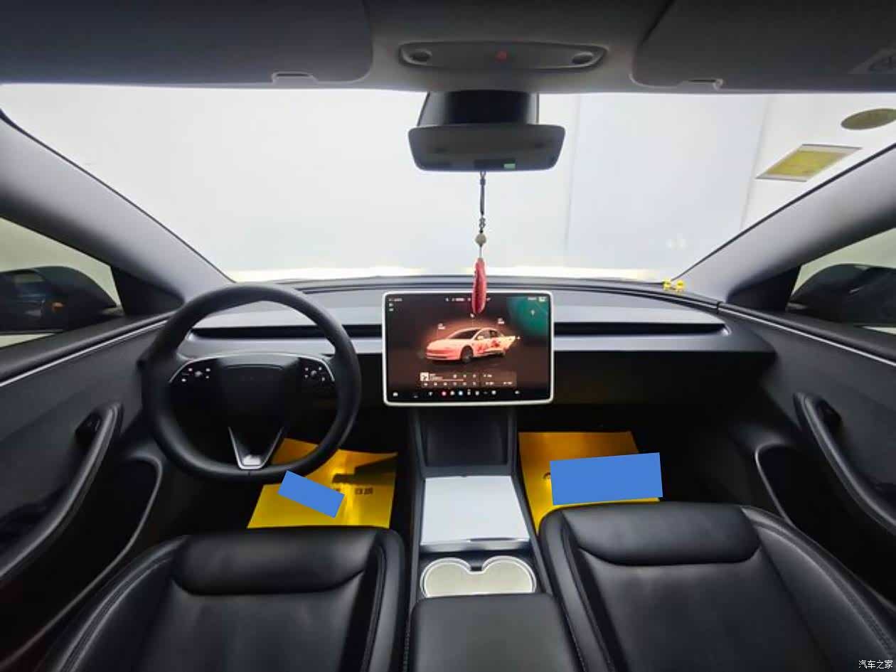 Tesla Model 3, 2025 9