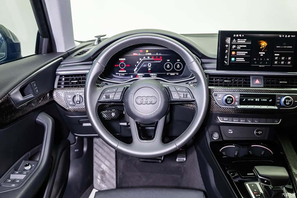 Audi A4L, 2021 11