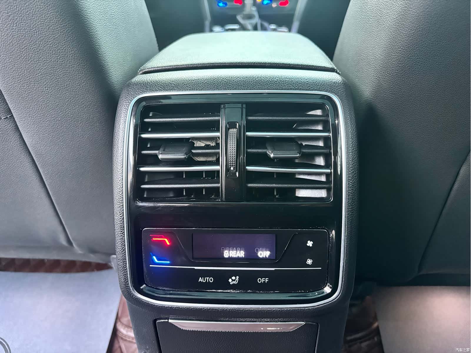 Volkswagen Magotan, 2020 11
