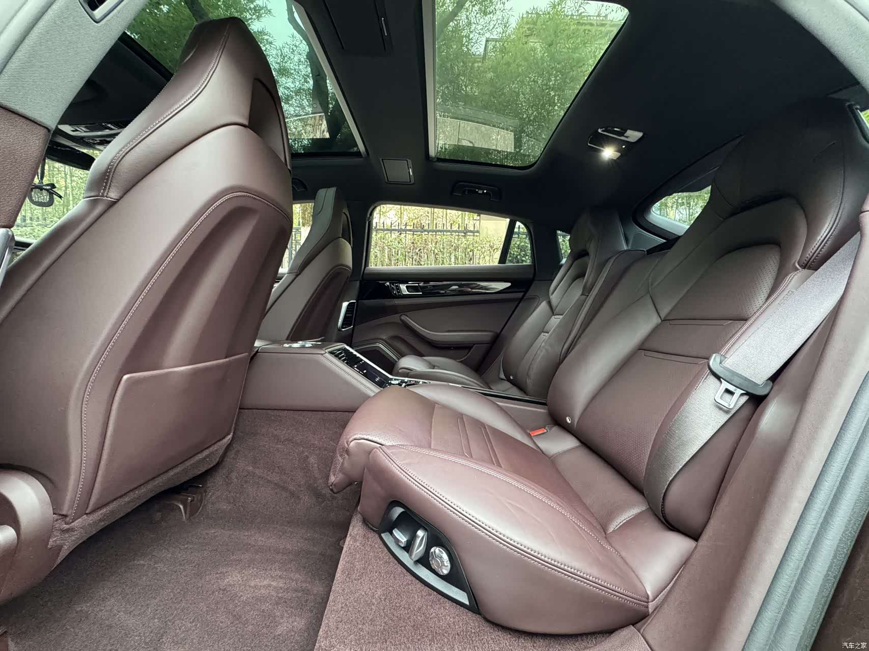Porsche Panamera, 2018 9