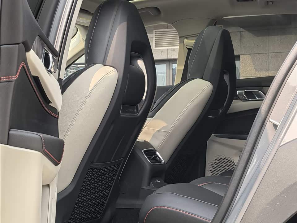 Lynk & Co 02 New energy