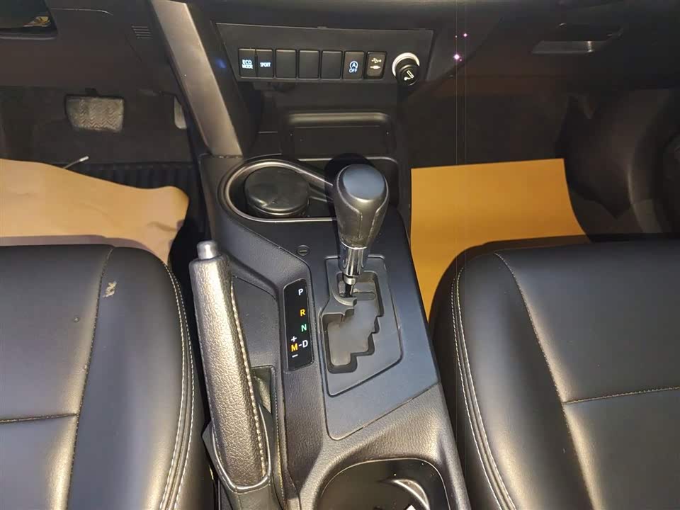 Toyota RAV4 Rongfang