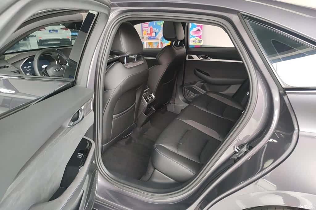 Geely Preface, 2024 11