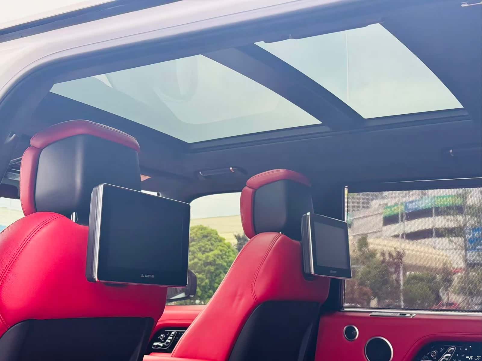 Land Rover Range Rover, 2019 18