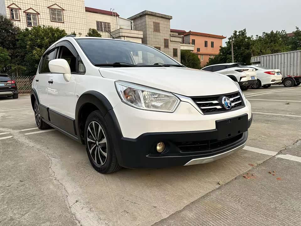 Venucia R50X