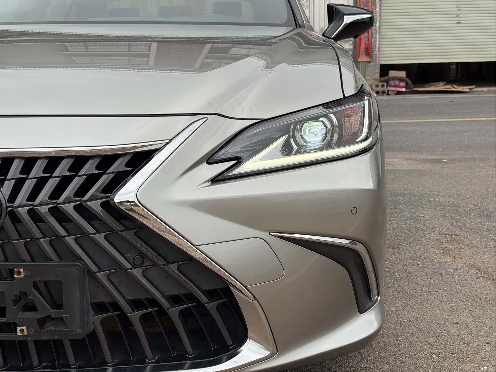 Lexus ES, 2022 25