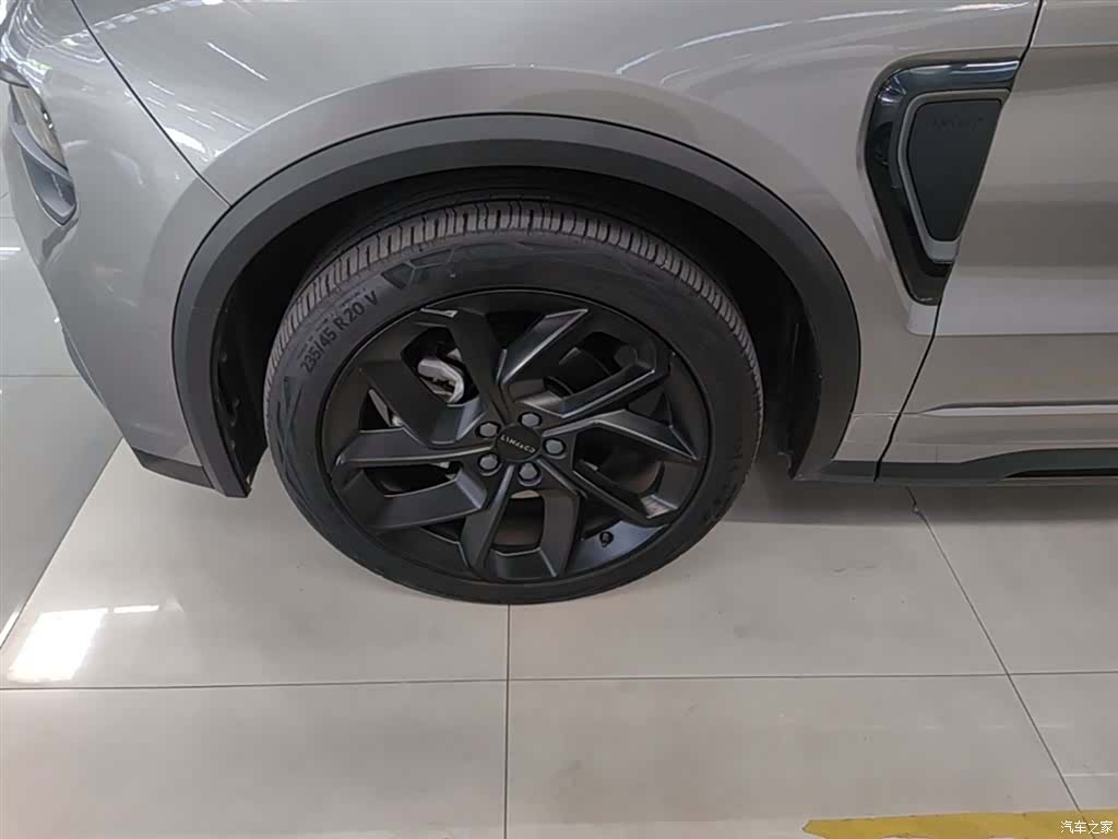 Lynk & Co 01, 2022 23