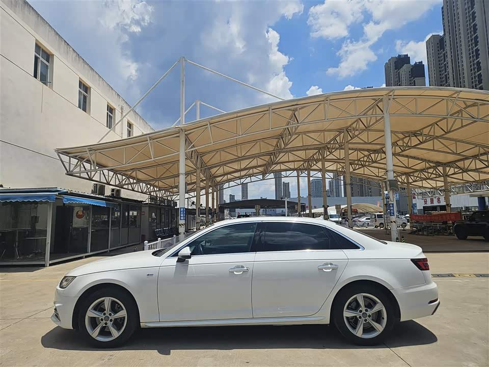Audi A4L