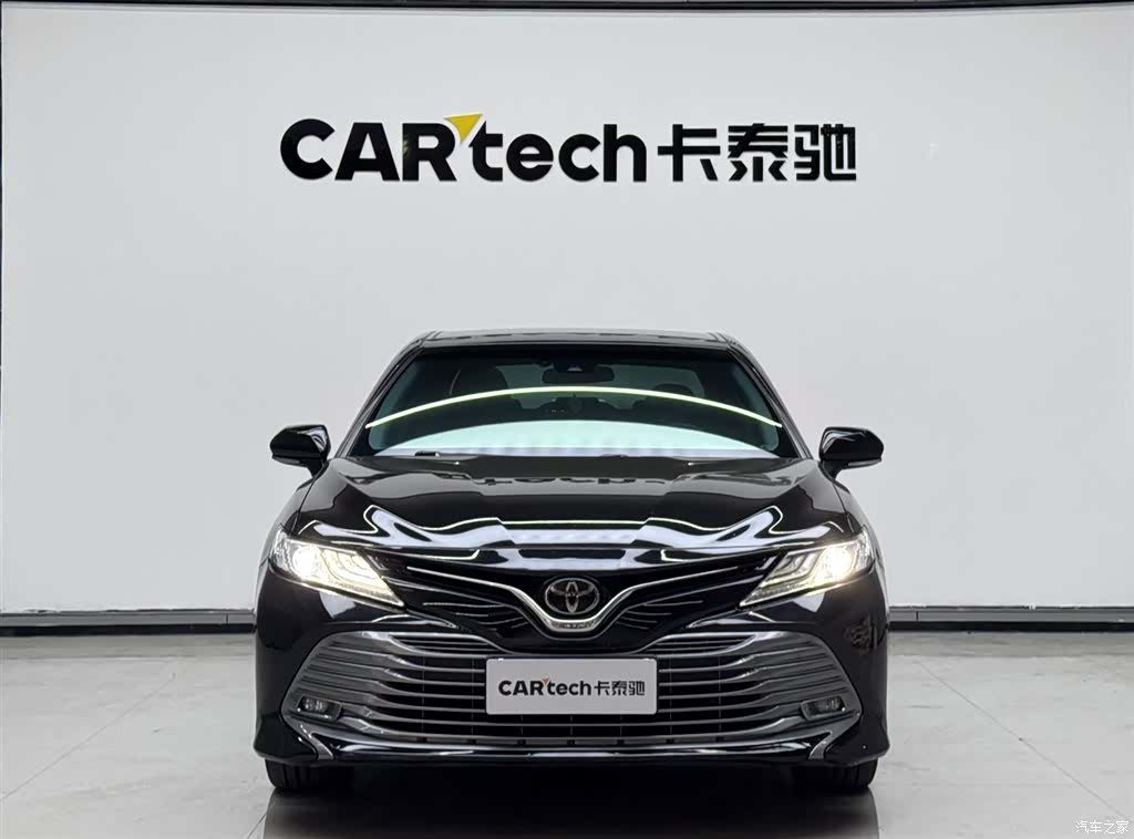 Toyota Camry, 2021 2
