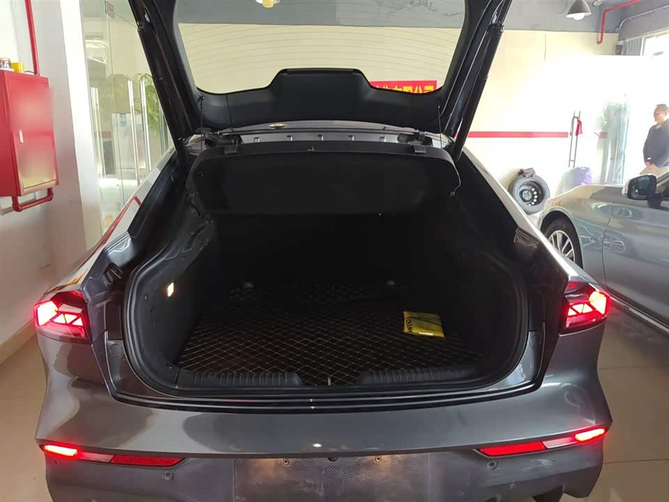 Changan UNI-V Smart iDD