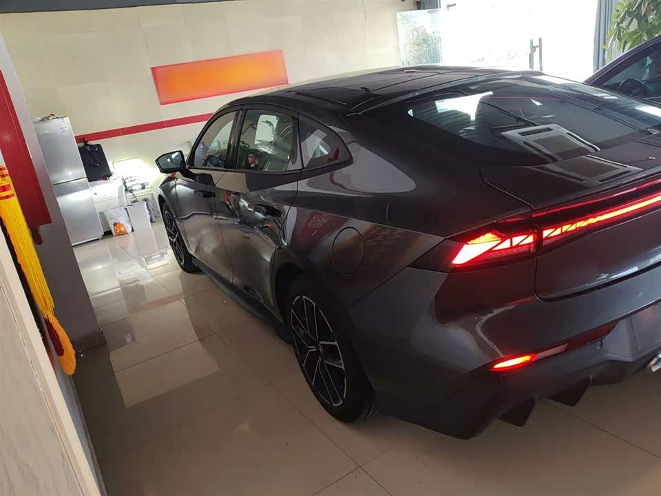 Changan UNI-V Smart iDD