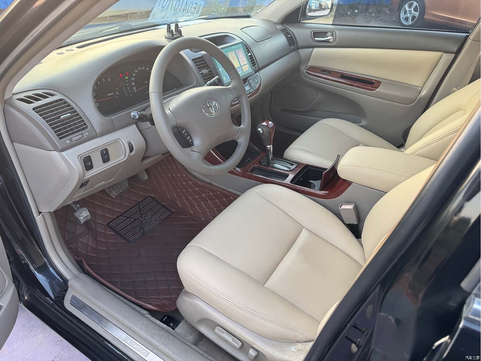 Toyota 04, 2004 8