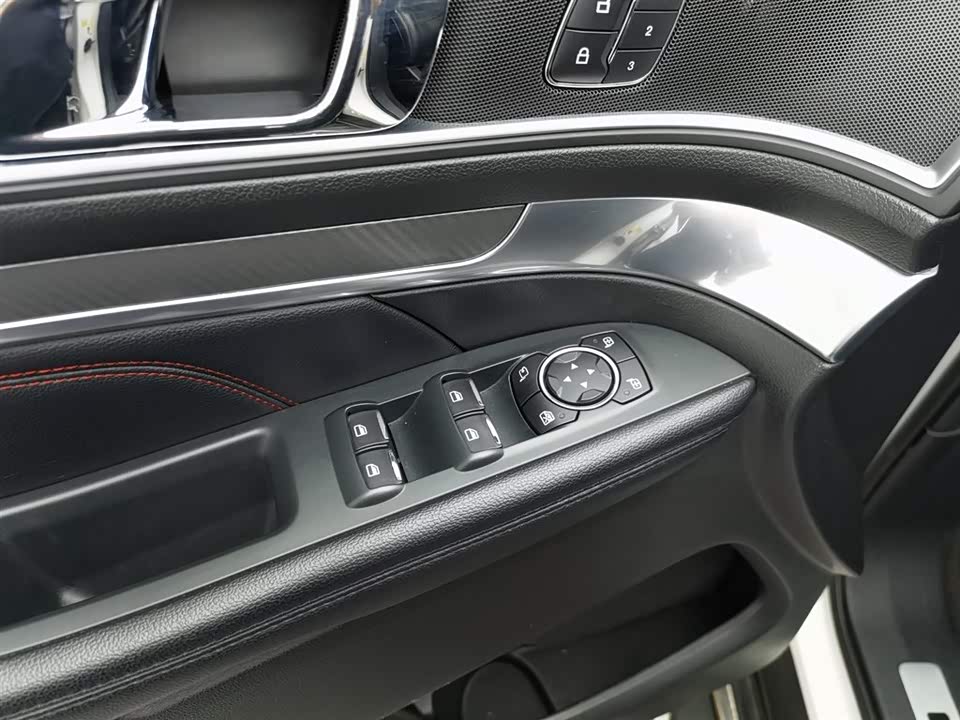 Ford Explorer Ford Explorer