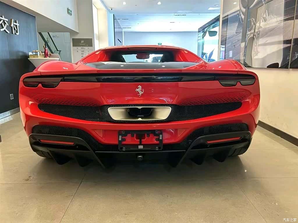 Ferrari 296, 2025 4