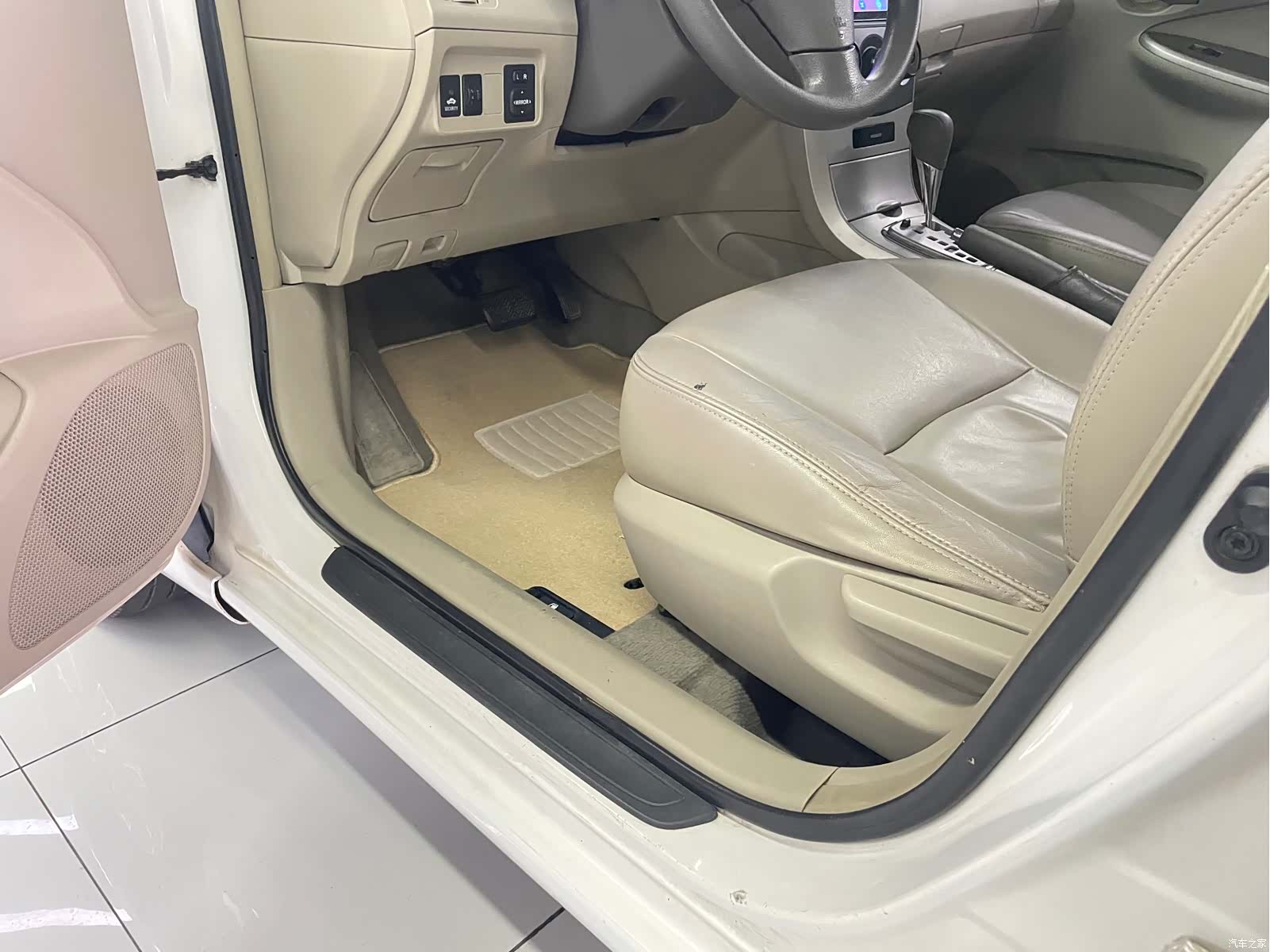 Toyota Corolla, 2010 18