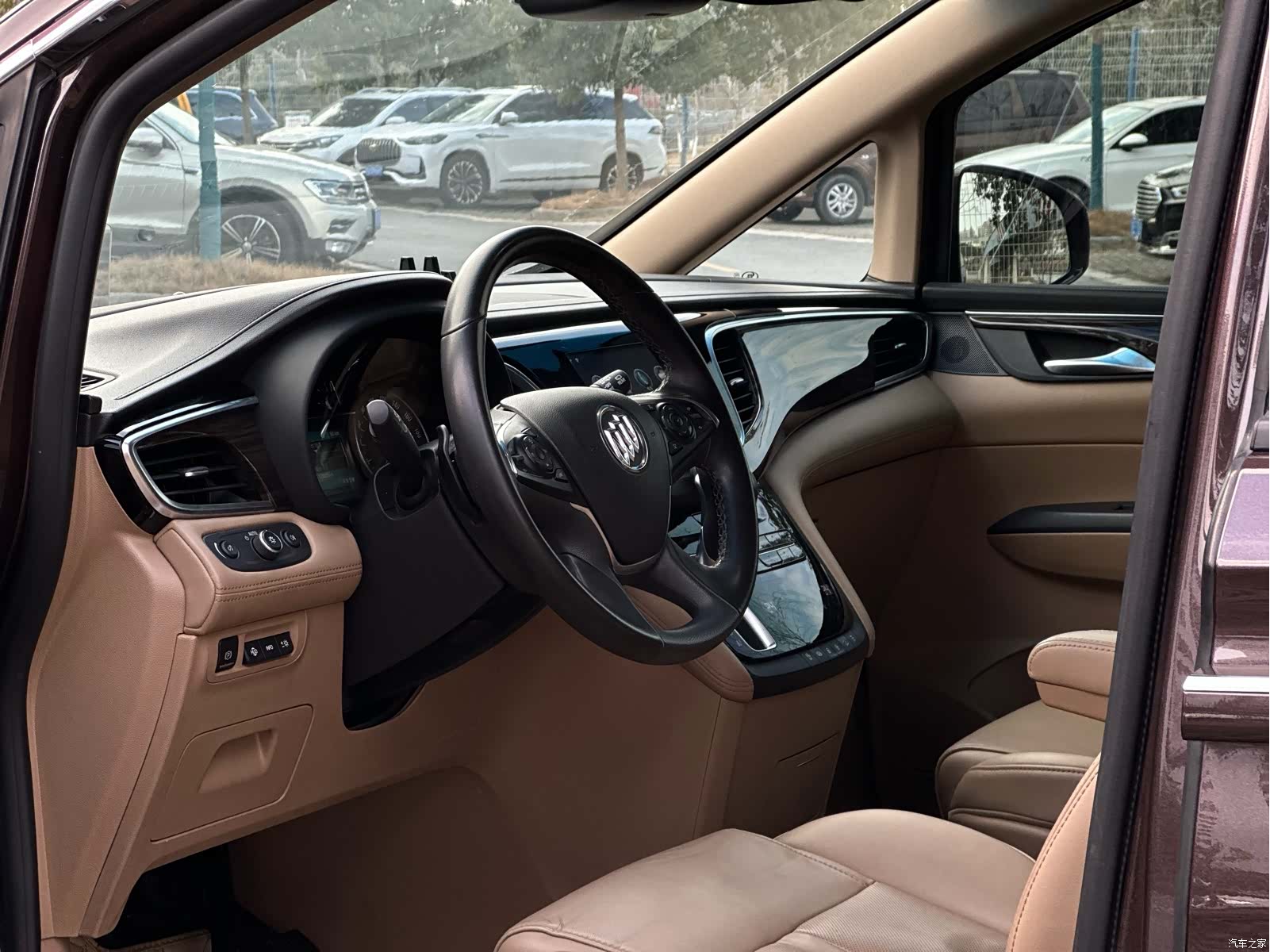 Buick GL8, 2017 6