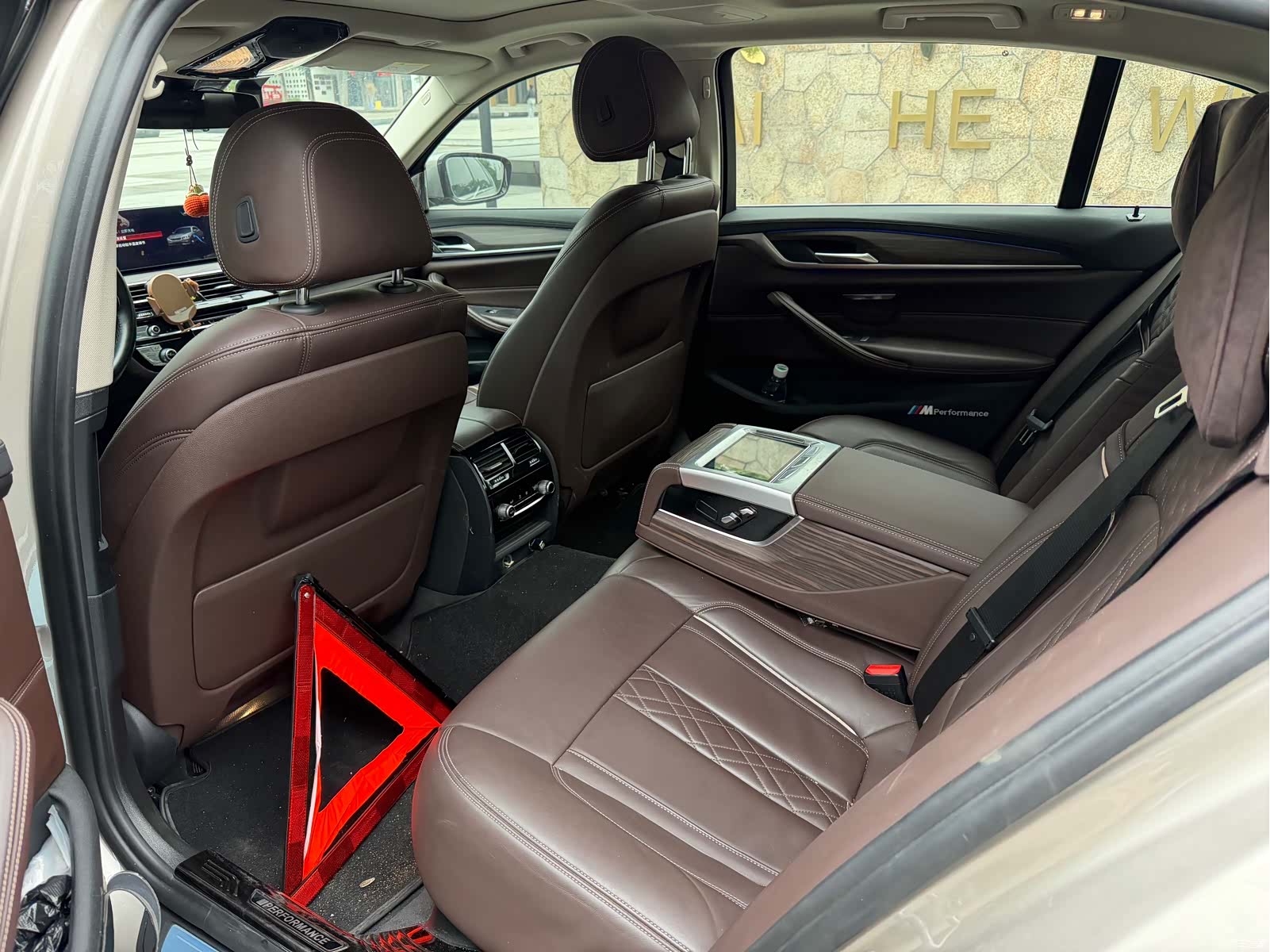 BMW 5 Series, 2018 9