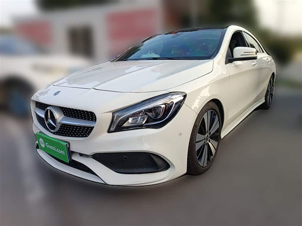 Mercedes-Benz CLA