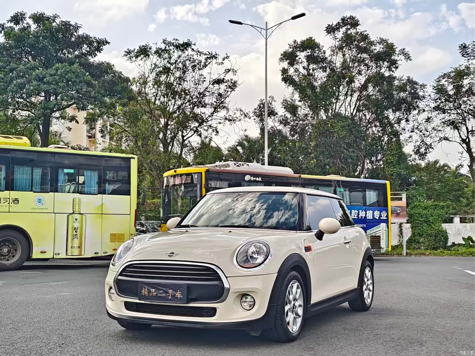 Mini ONE, 2019 1