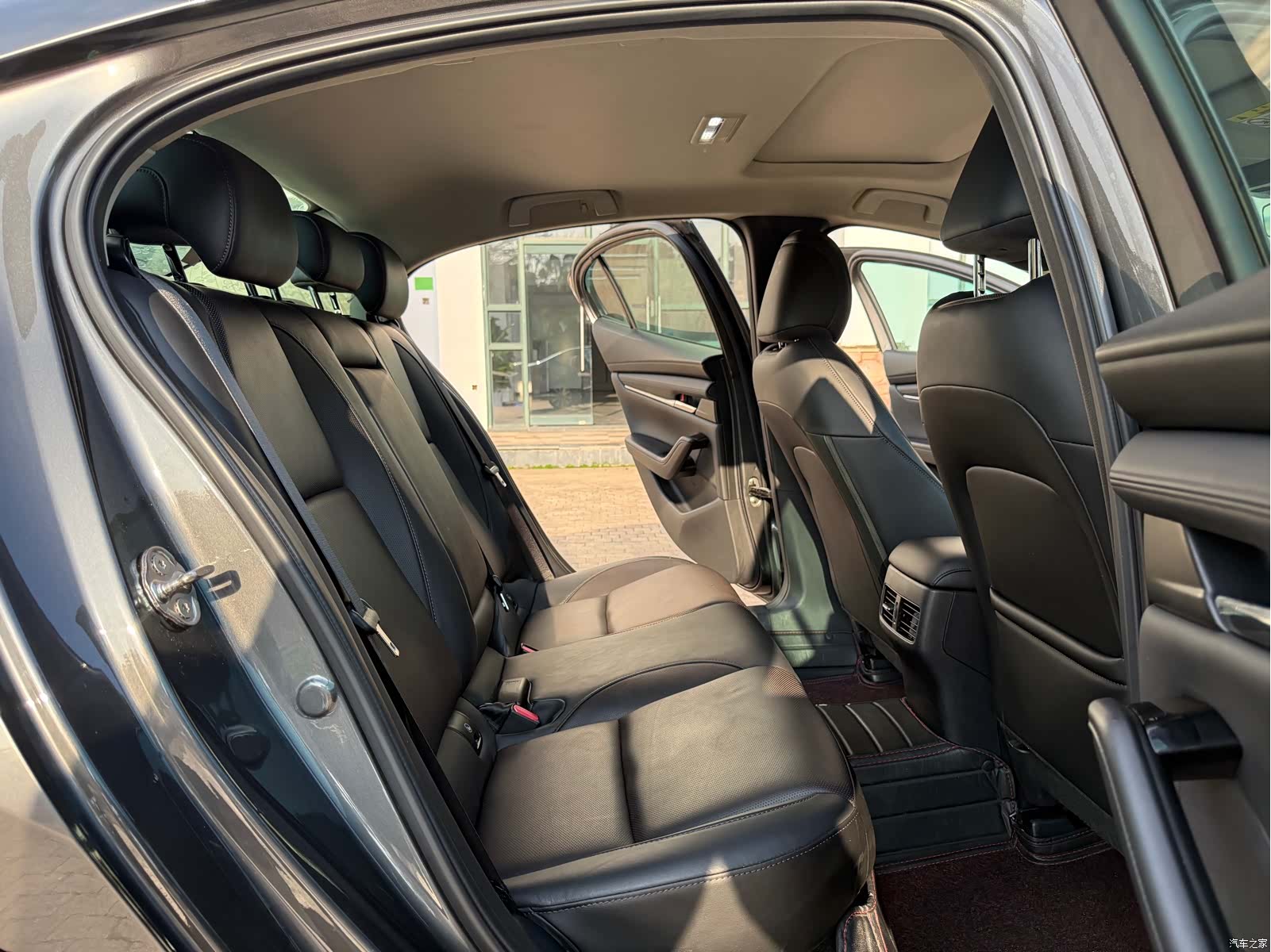 Mazda Mazda3, 2021 13
