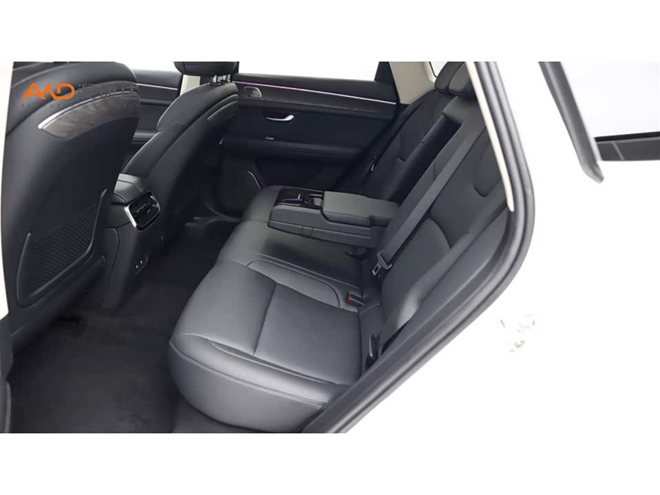 AITO Ask the world M5