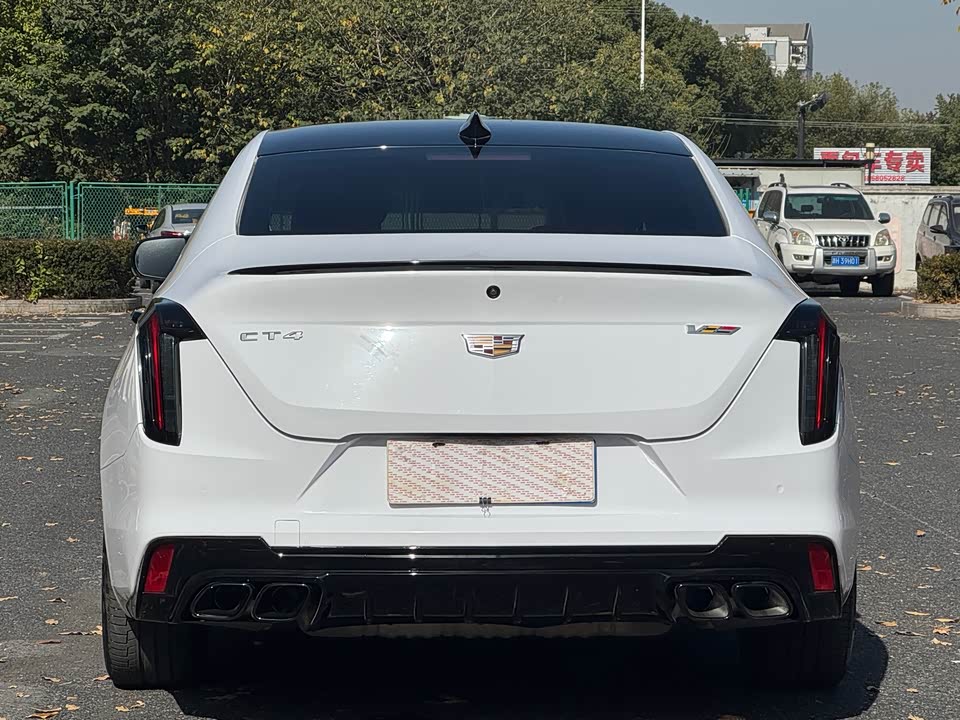 Cadillac CT4