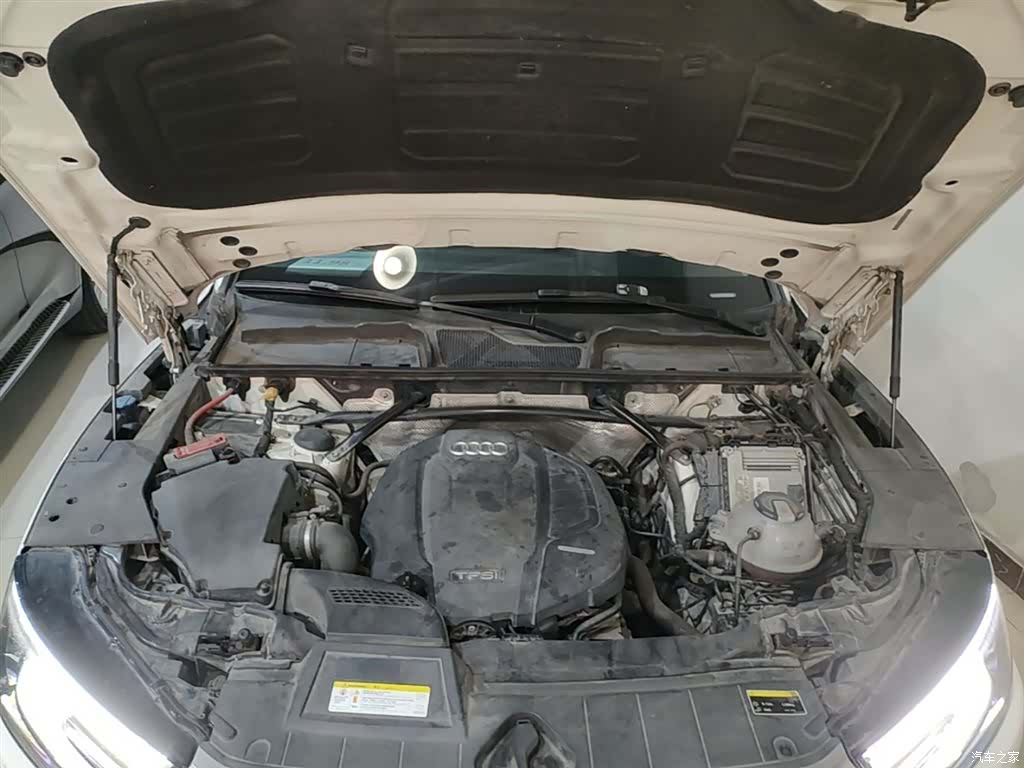 Audi Q5L, 2019 20