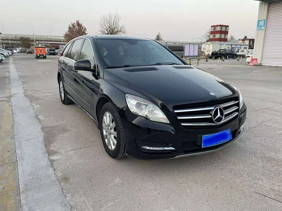 Mercedes-Benz R-class