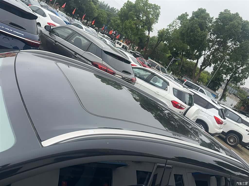 Geely Coolray, 2022 26