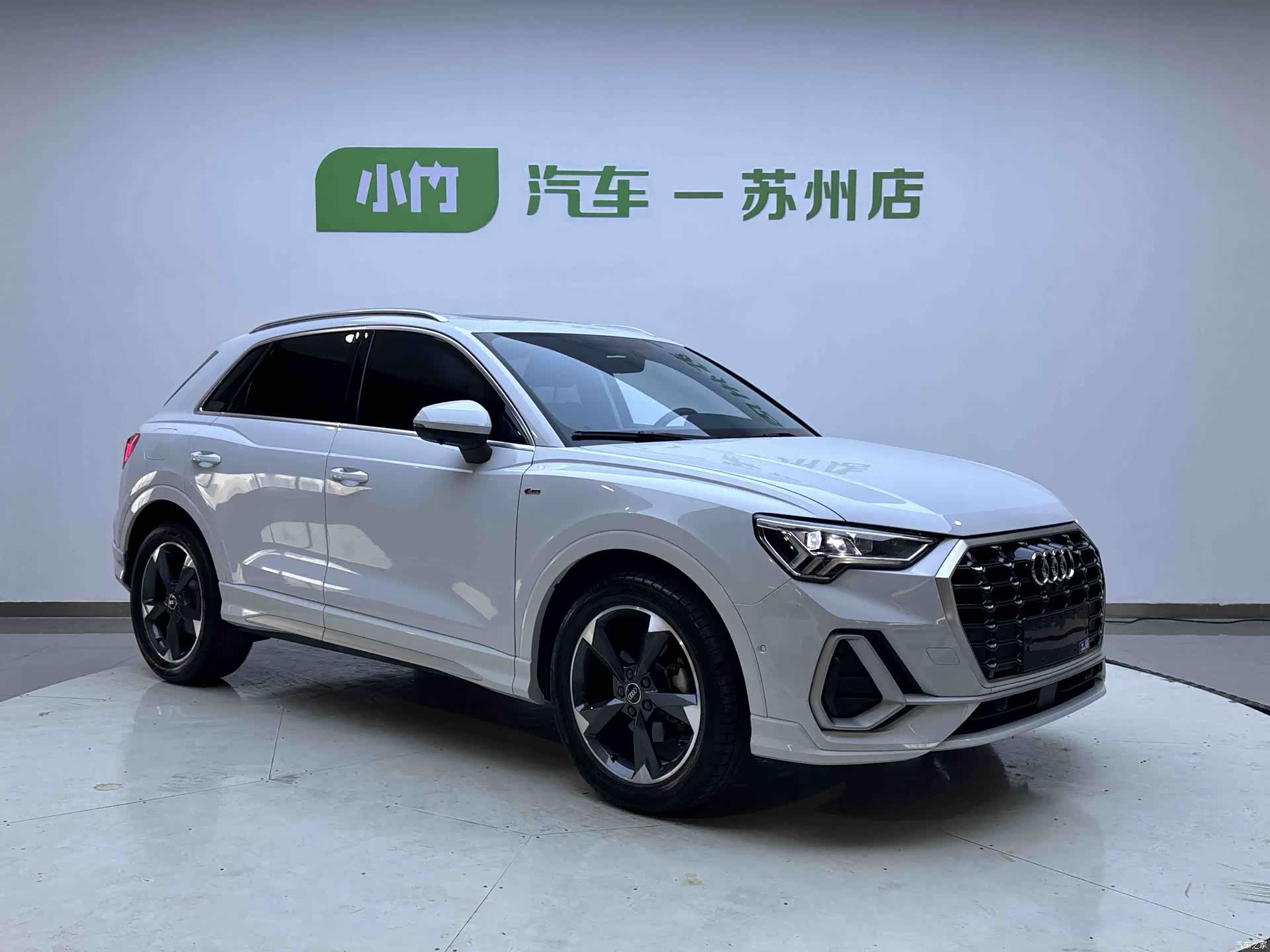 Audi Q3, 2022 3
