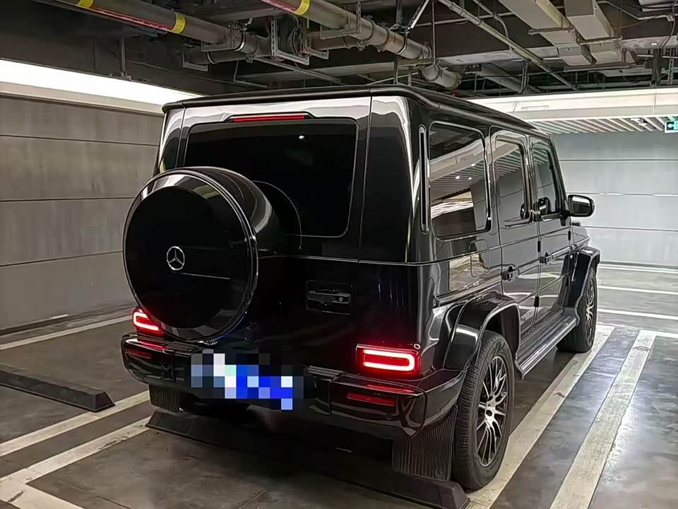 Mercedes-Benz G-class