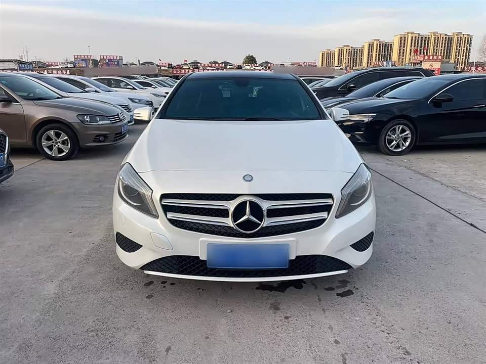 Mercedes-Benz Class A Mercedes-Benz Class A