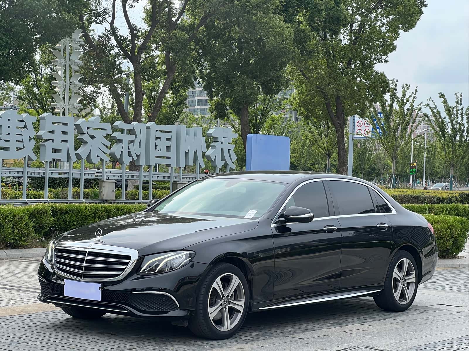 Mercedes-Benz E-Class, 2018 1