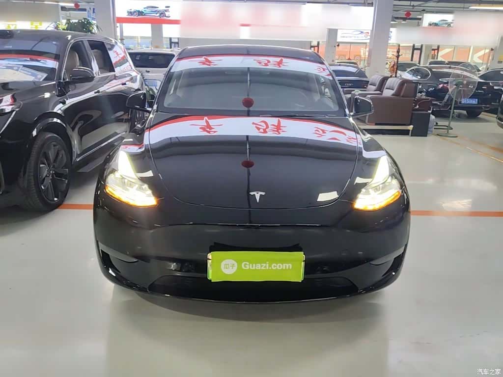 Tesla Model Y, 2023 3