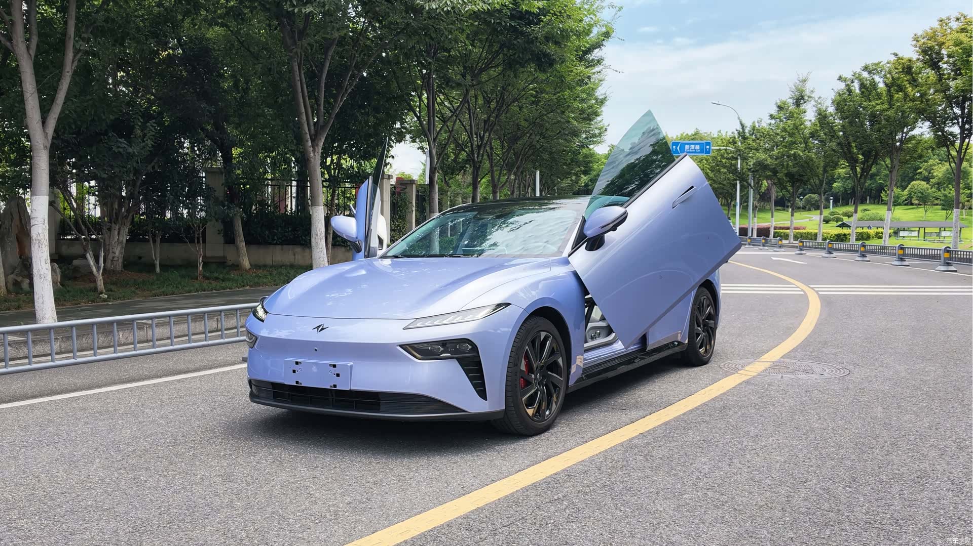 DongFeng eπ007, 2024 20