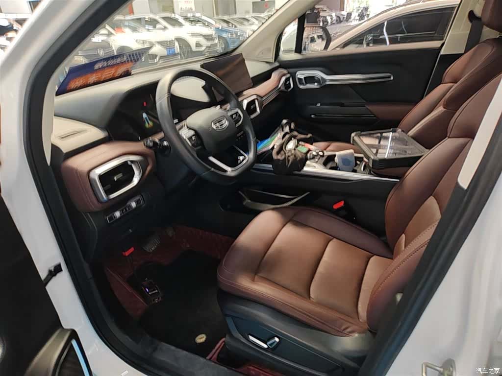 Geely Haoyue, 2023 15