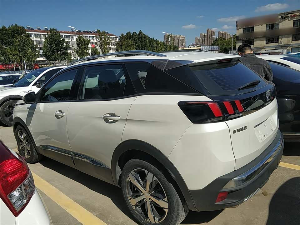 Peugeot 4008