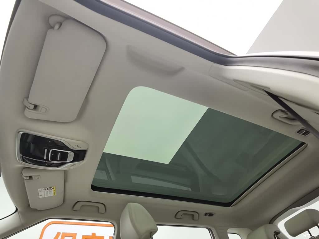 Geely Icon, 2023 14