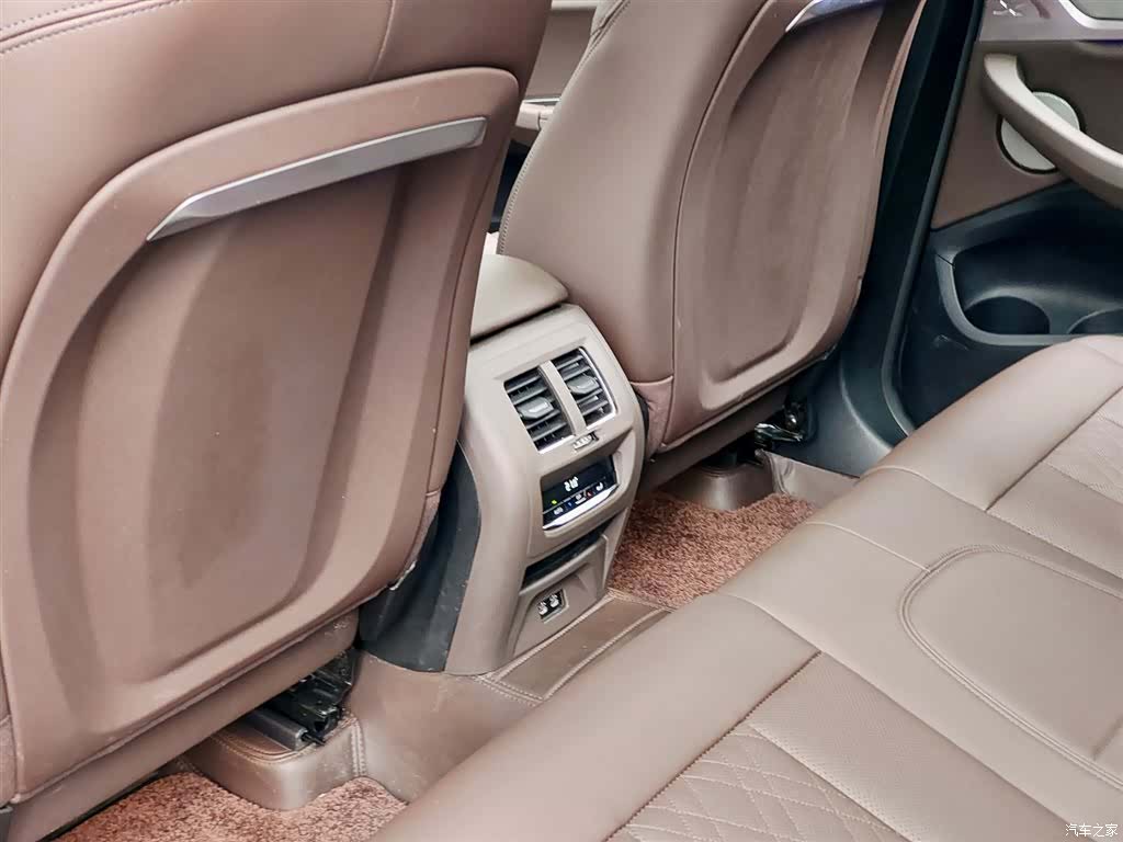 BMW X3, 2022 9