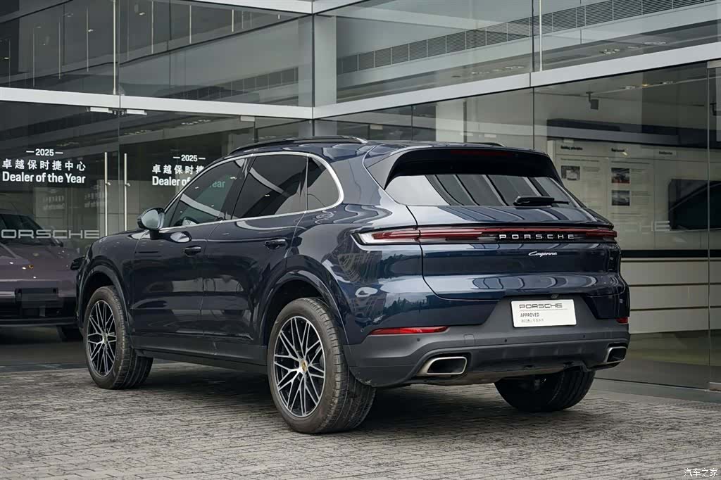Porsche Cayenne, 2024 3