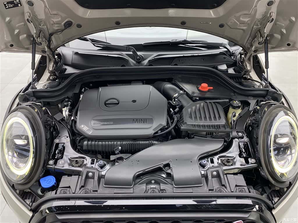 Mini Cooper, 2023 28