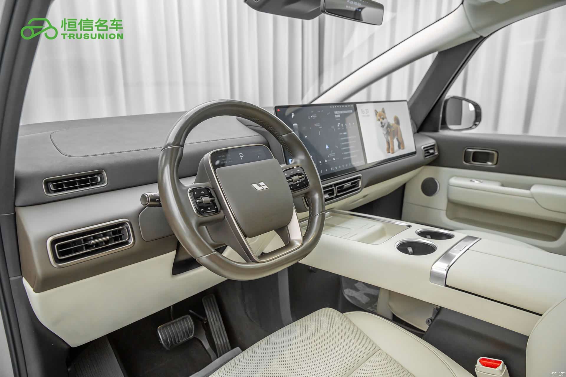 Li Auto MEGA, 2024 13