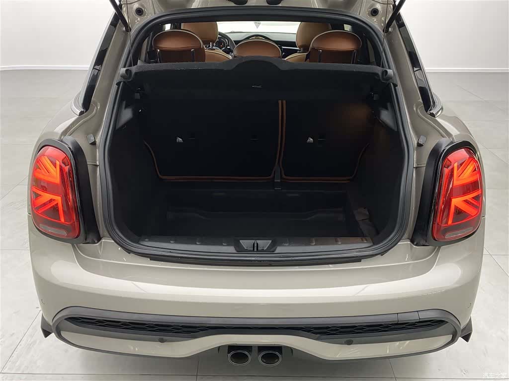 Mini Cooper, 2023 30
