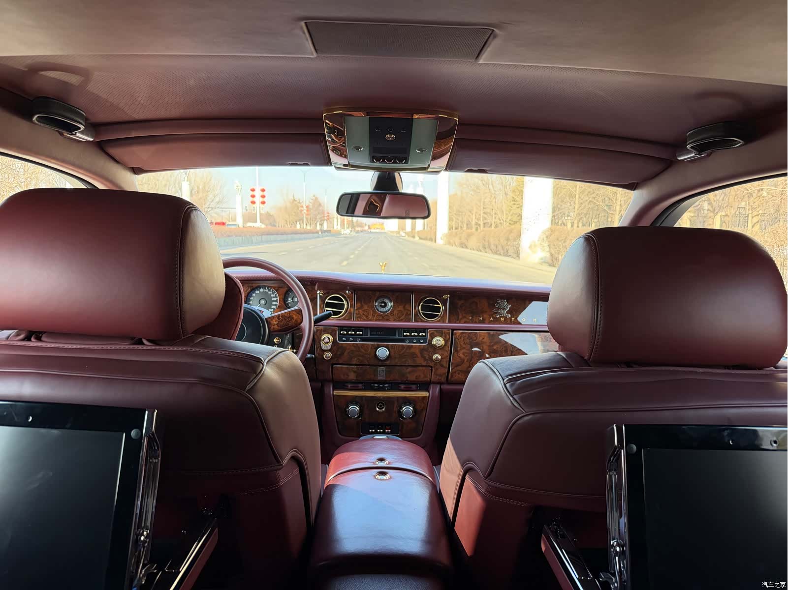 Rolls-Royce Phantom, 2011 все фото