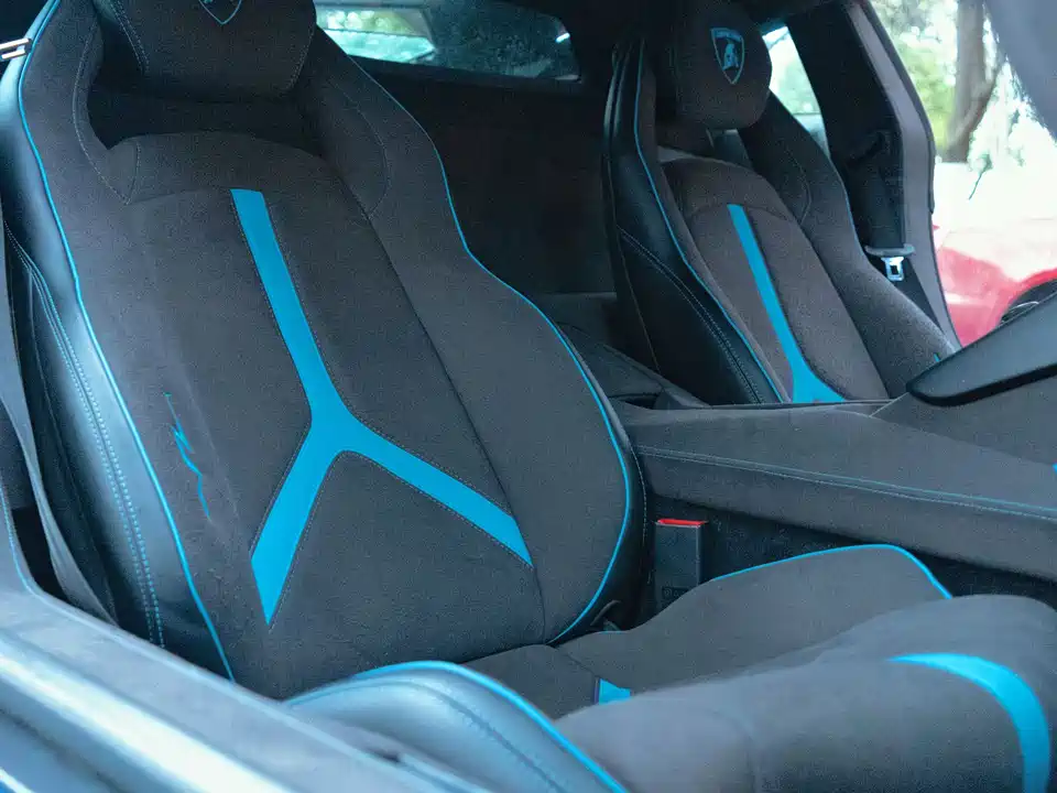 Lamborghini Aventador