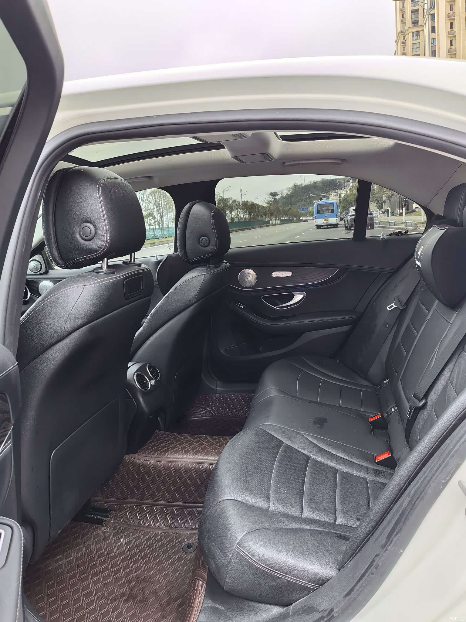 Mercedes-Benz C-Class, 2015 9