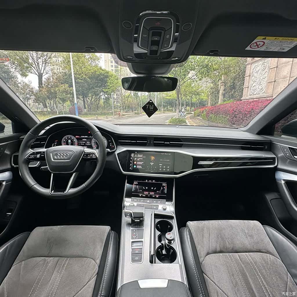 Audi A6L, 2021 16