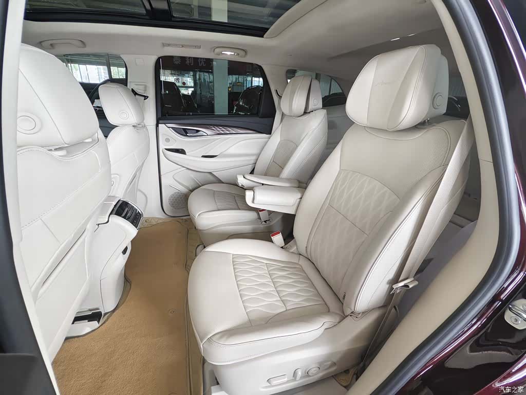 Buick Enclave, 2020 11