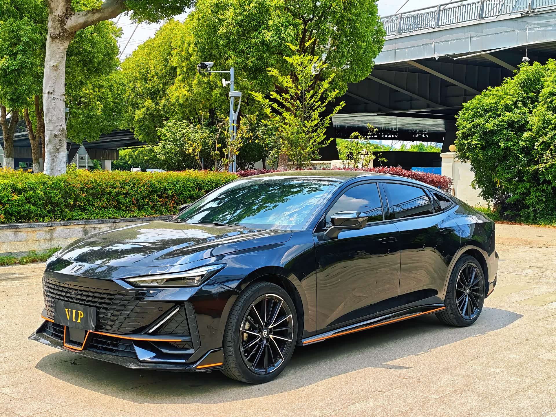 Changan UNI-V